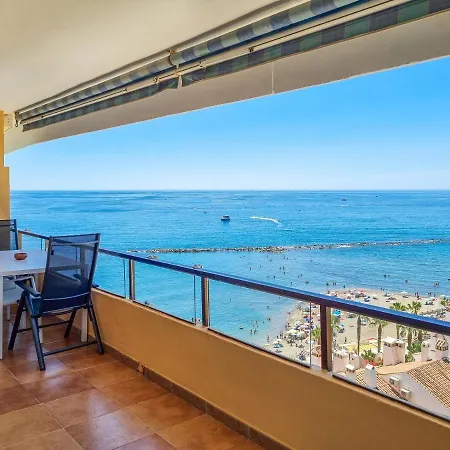 Spectacular Sea Views شقة *