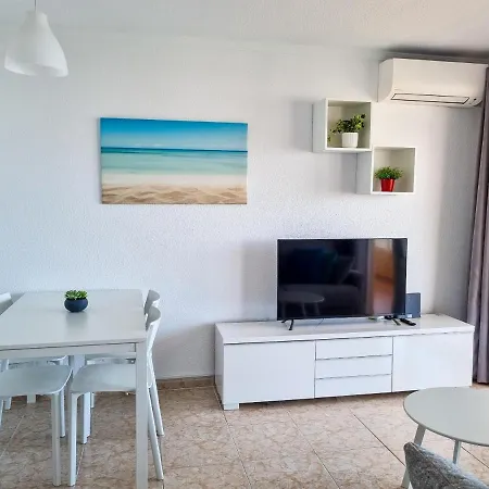 Spectacular Sea Views شقة *